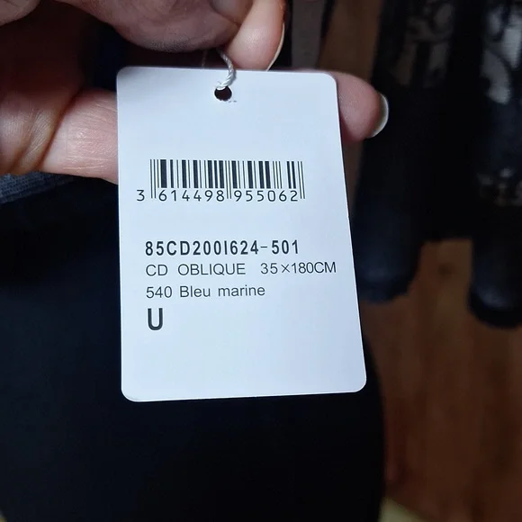 NWT Christian Dior 35x180 CM blue marine scarf. With tassle - Picture 6 of 8